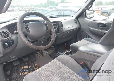 2002 Ford F-150 Xl/Xlt из США, поврежденный, VIN 1FTRX17202NA22599